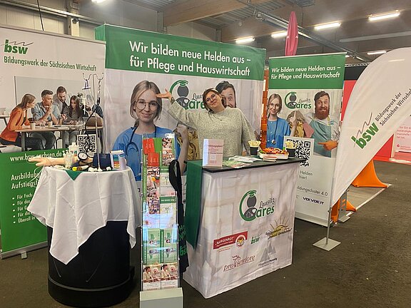 Oberlausitzer karrieretage in Löbau, Lausitz Cares, Berufsschule in Bischofswerda, Pflegeausbildung, Hauswirtschaft, BGJ, BVJ